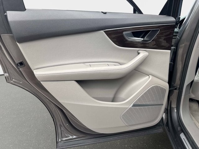 2022 Audi Q7 Prestige