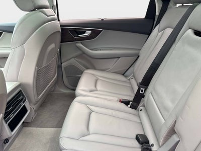 2022 Audi Q7 Prestige