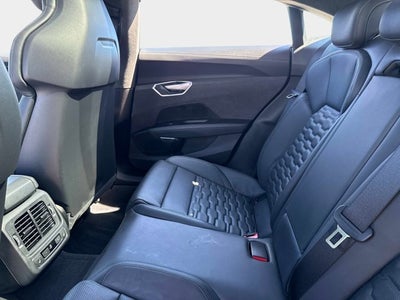 2022 Audi RS e-tron GT Base