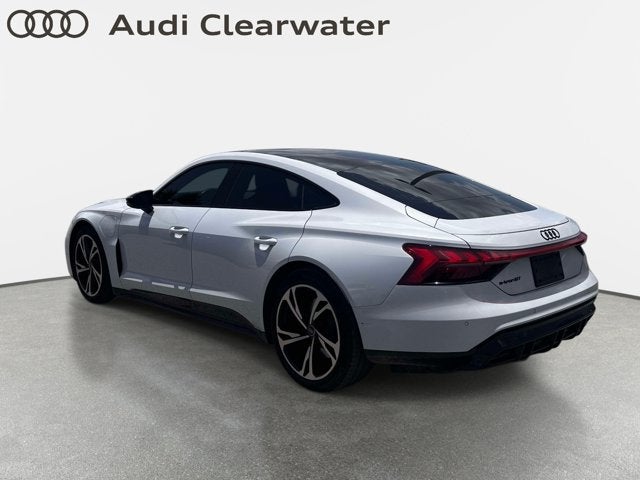 2024 Audi e-tron GT Premium Plus