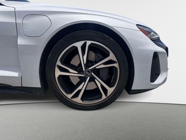 2024 Audi e-tron GT Premium Plus