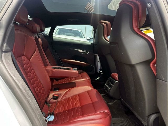 2024 Audi e-tron GT Premium Plus