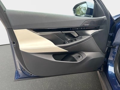 2024 BMW 5 Series 530i