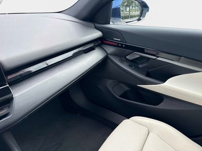 2024 BMW 5 Series 530i