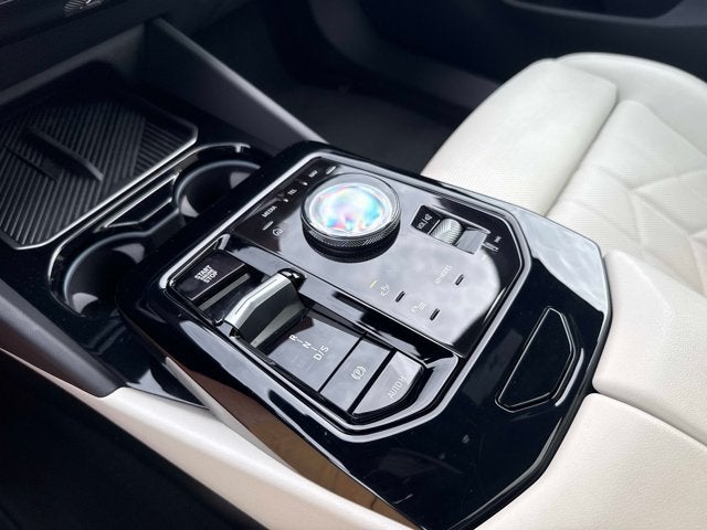 2024 BMW 5 Series 530i