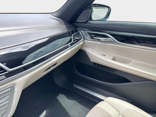 2022 BMW 7 Series 750i xDrive