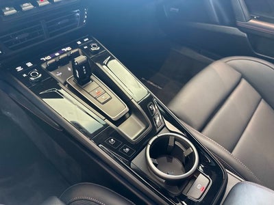 2026 Porsche 911 Carrera 4 GTS