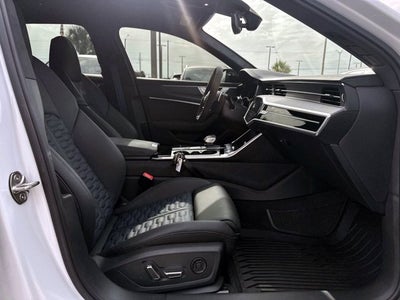 2024 Audi RS 6 Avant performance