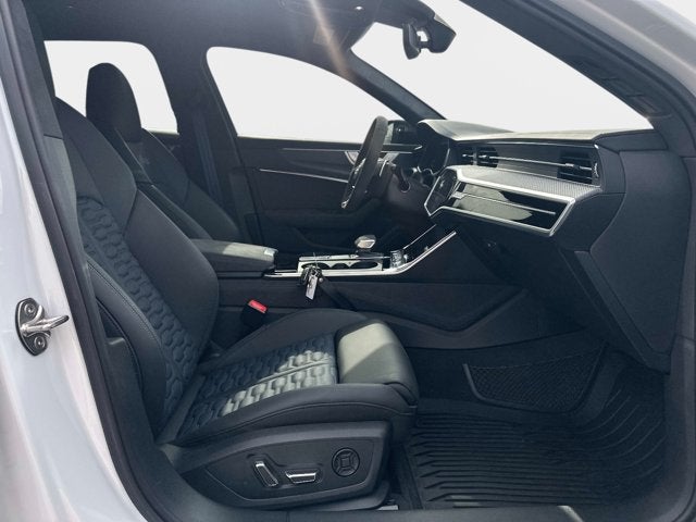 2024 Audi RS 6 Avant performance