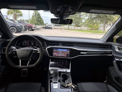 2024 Audi RS 6 Avant performance