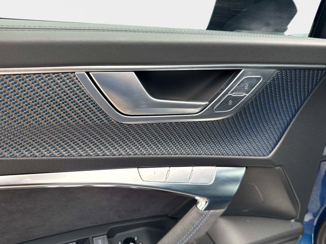 2025 Audi RS 6 Avant performance