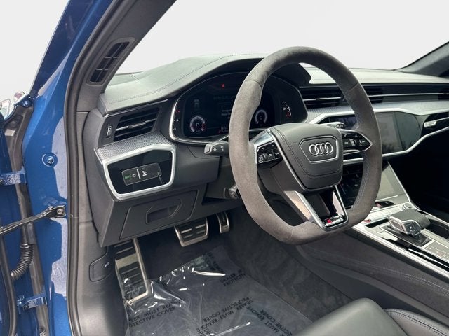 2025 Audi RS 6 Avant performance