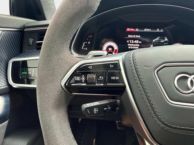 2025 Audi RS 6 Avant performance