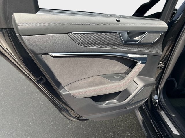2024 Audi RS 6 Avant performance