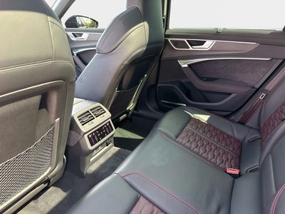 2024 Audi RS 6 Avant performance
