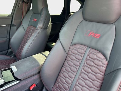 2024 Audi RS 6 Avant performance