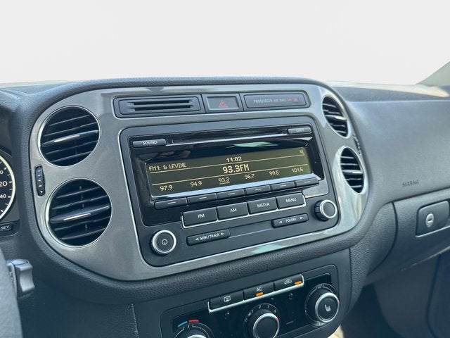 2012 Volkswagen Tiguan LE