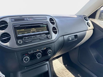 2012 Volkswagen Tiguan LE