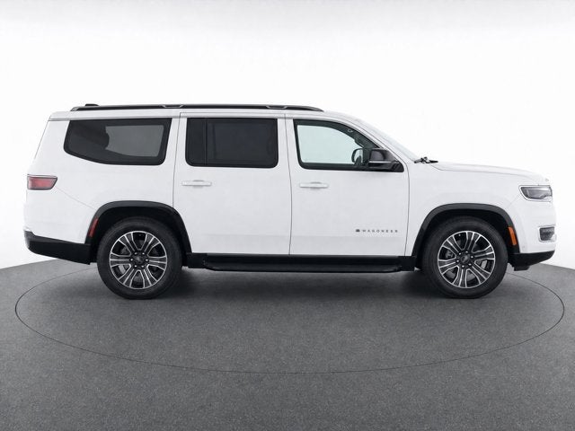 2025 Jeep Wagoneer Base