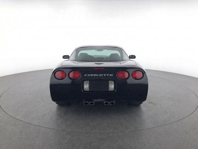 2004 Chevrolet Corvette Base