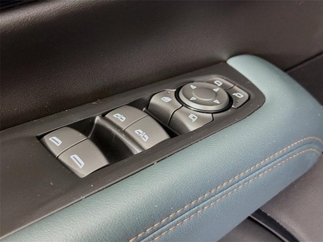 2025 GMC Yukon AT4