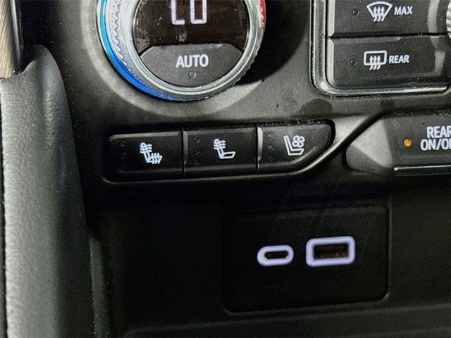2022 GMC Yukon XL AT4