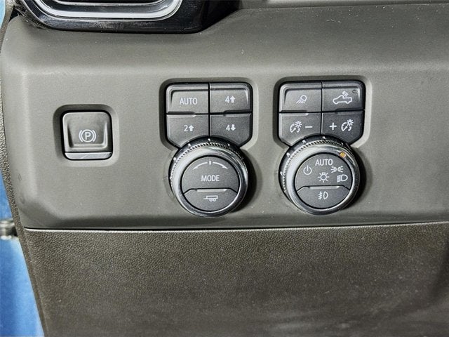 2025 GMC Sierra 3500HD Denali Ultimate