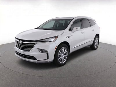 2022 Buick Enclave Essence
