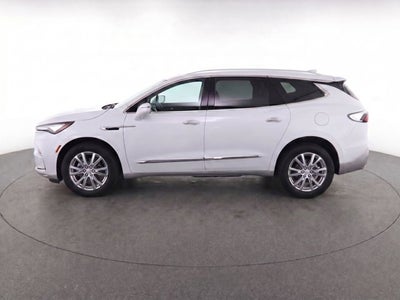 2022 Buick Enclave Essence