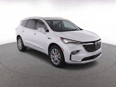 2022 Buick Enclave Essence