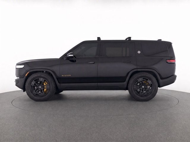2025 Rivian R1S Premium Tri Motor Max Pack