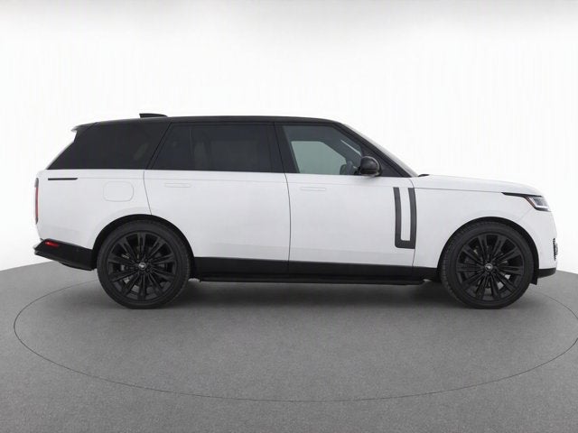 2025 Land Rover Range Rover SE