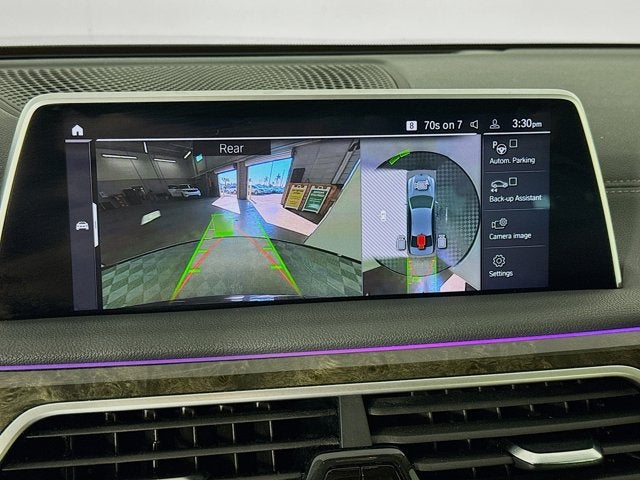 2022 BMW 7 Series 740i