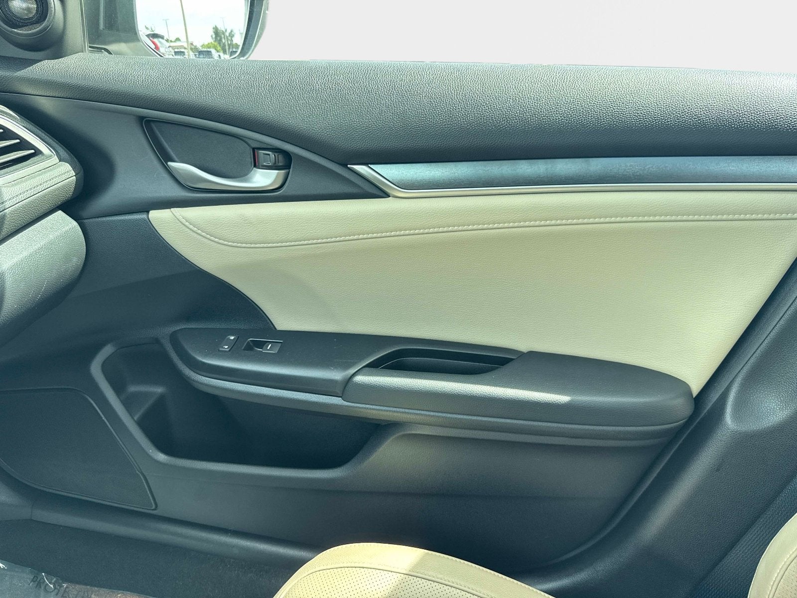 2016 Honda Civic Touring