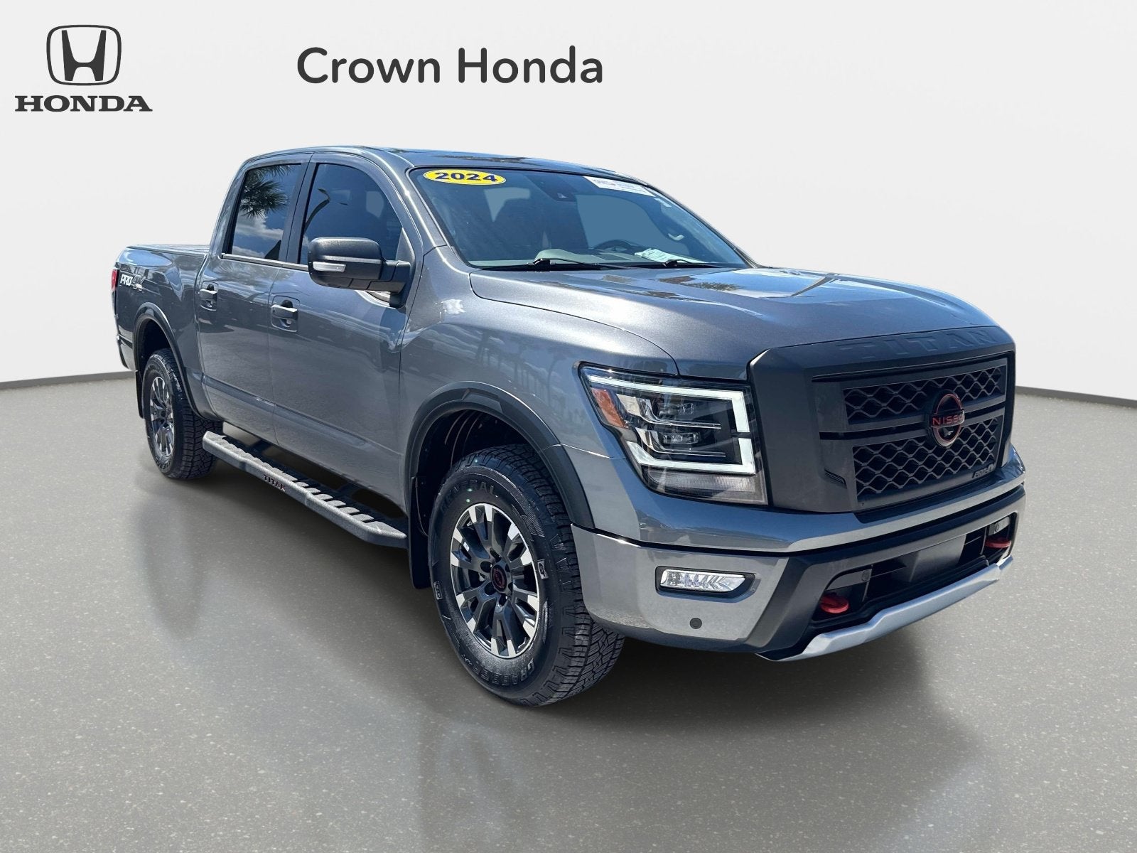 2024 Nissan Titan PRO-4X