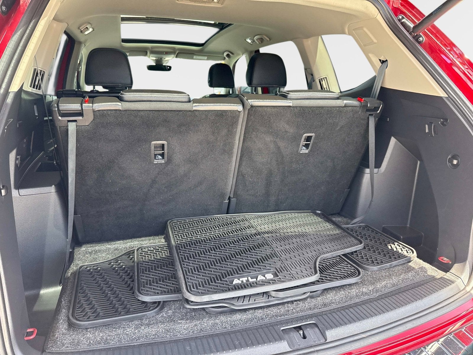 2022 Volkswagen Atlas 3.6L V6 SEL Premium R-Line