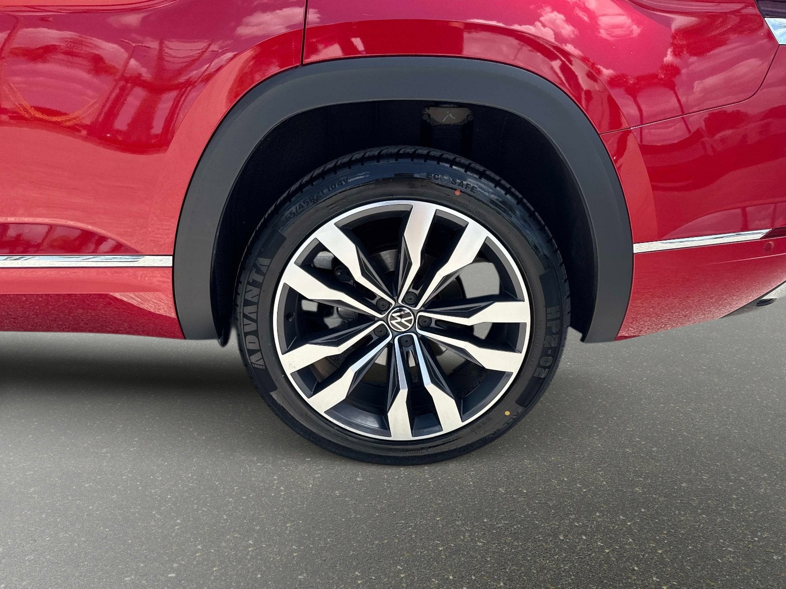 2022 Volkswagen Atlas 3.6L V6 SEL Premium R-Line