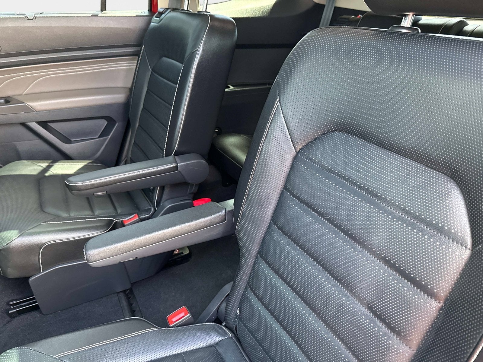 2022 Volkswagen Atlas 3.6L V6 SEL Premium R-Line