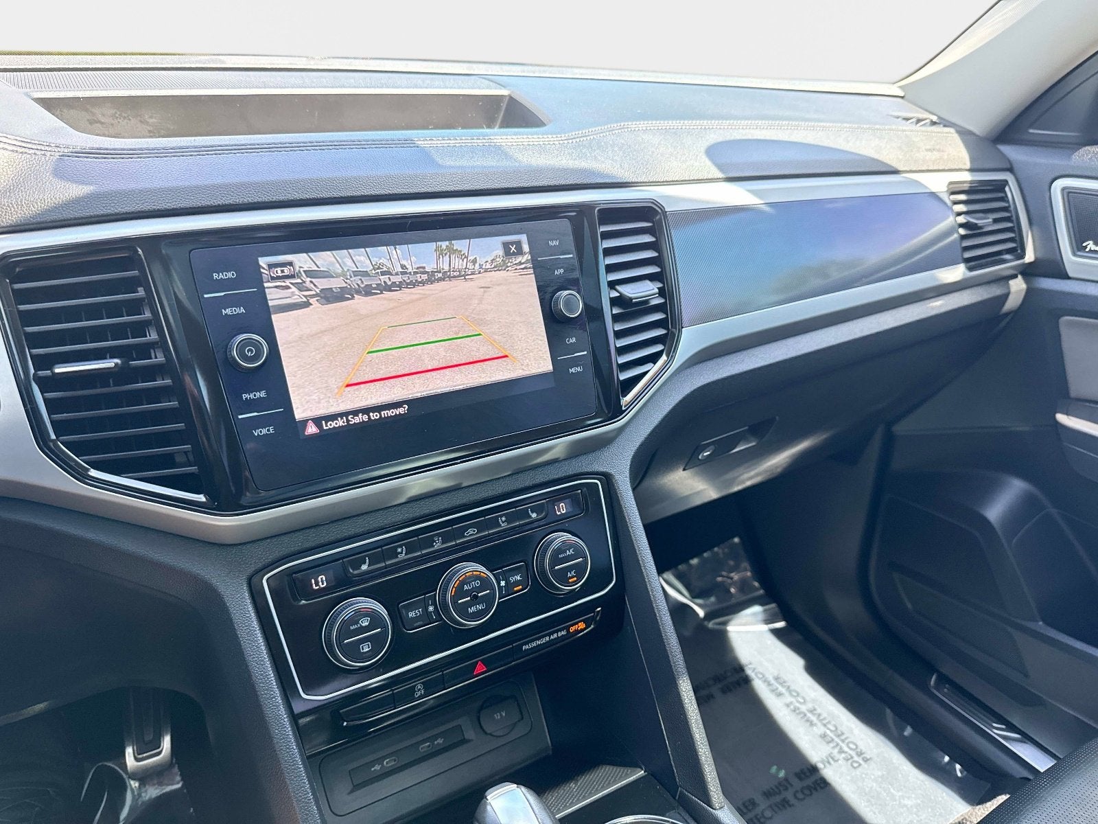 2022 Volkswagen Atlas 3.6L V6 SEL Premium R-Line