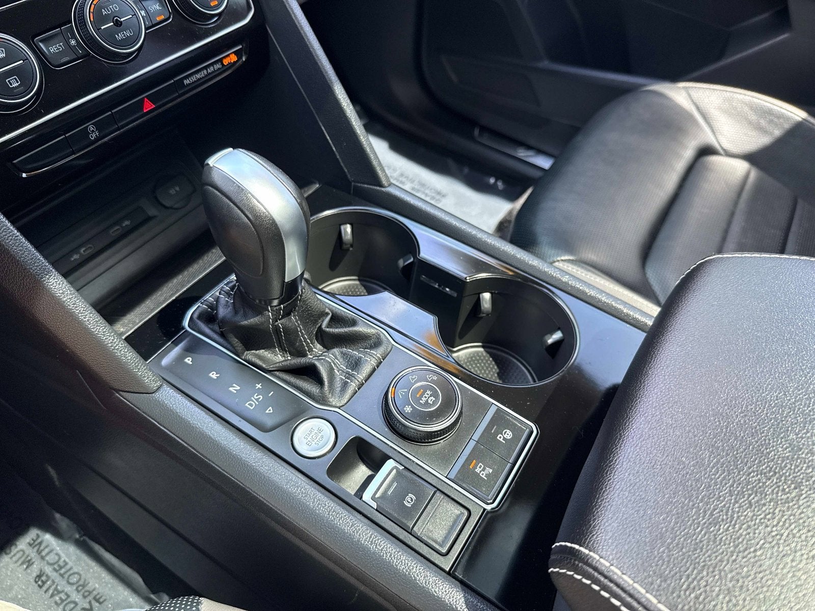 2022 Volkswagen Atlas 3.6L V6 SEL Premium R-Line