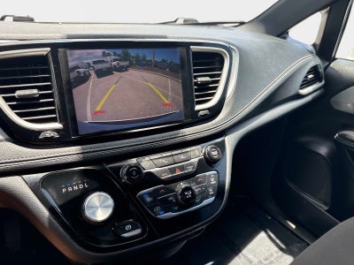 2021 Chrysler Pacifica Touring