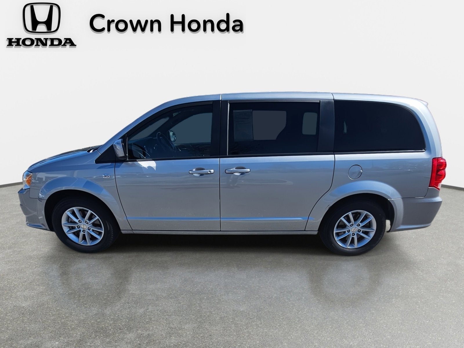 2019 Dodge Grand Caravan SE 35th Anniversary Edition