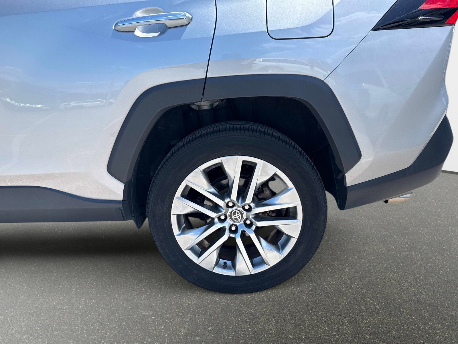 2023 Toyota RAV4 Limited