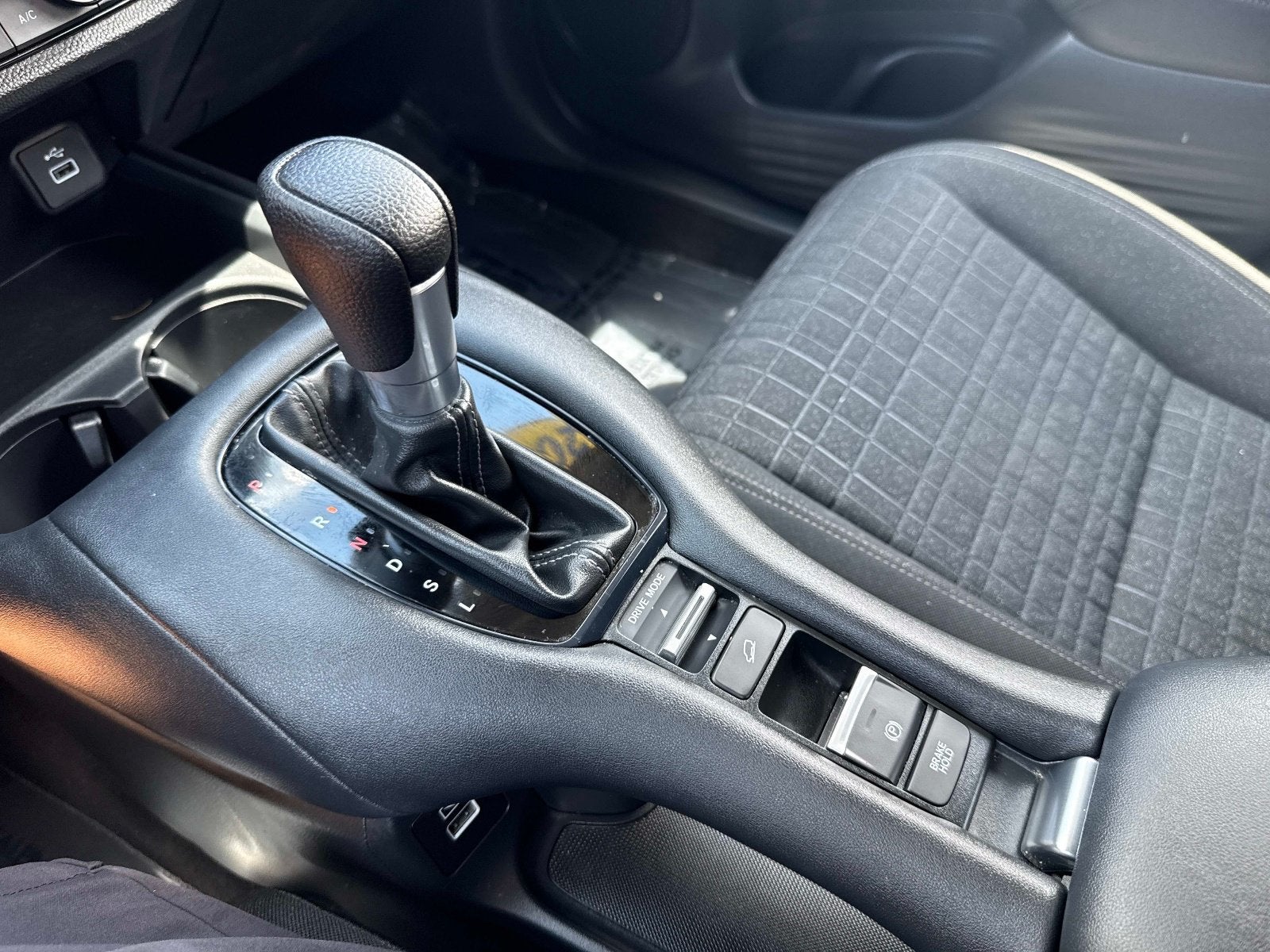 2023 Honda HR-V LX