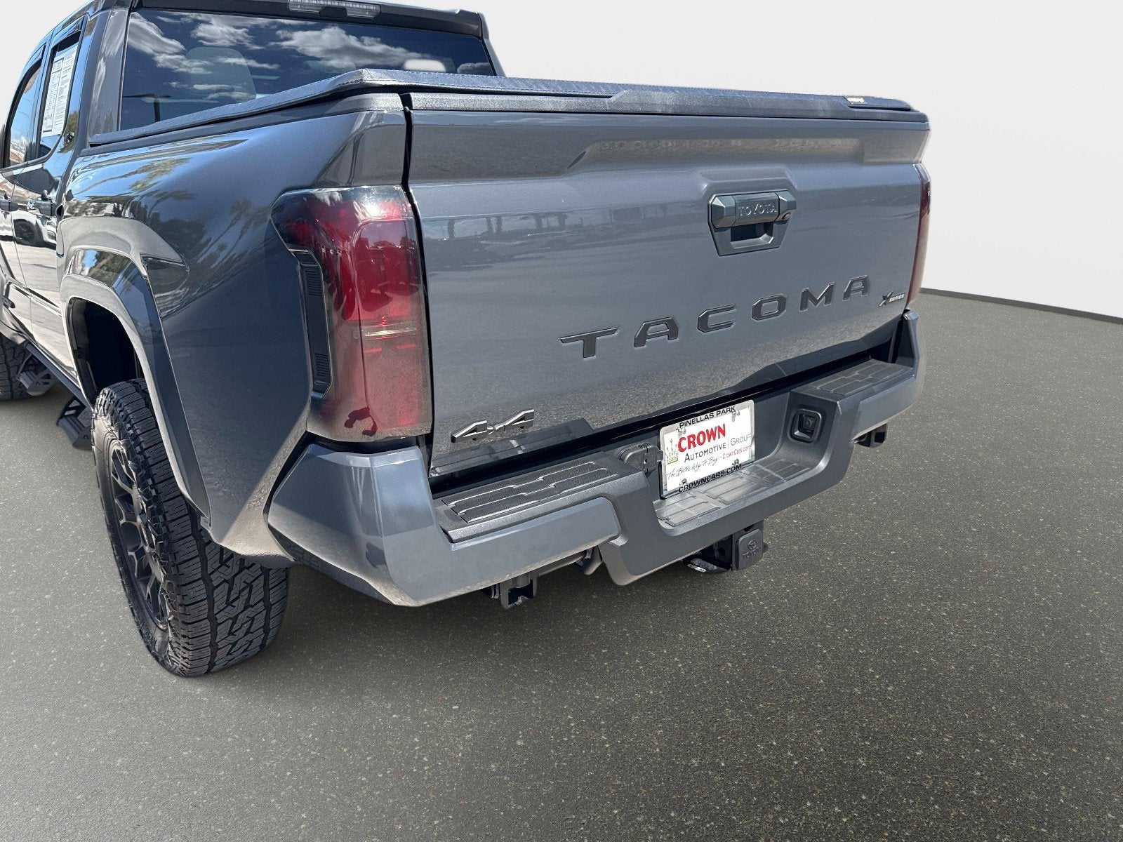 2025 Toyota Tacoma 4WD SR5