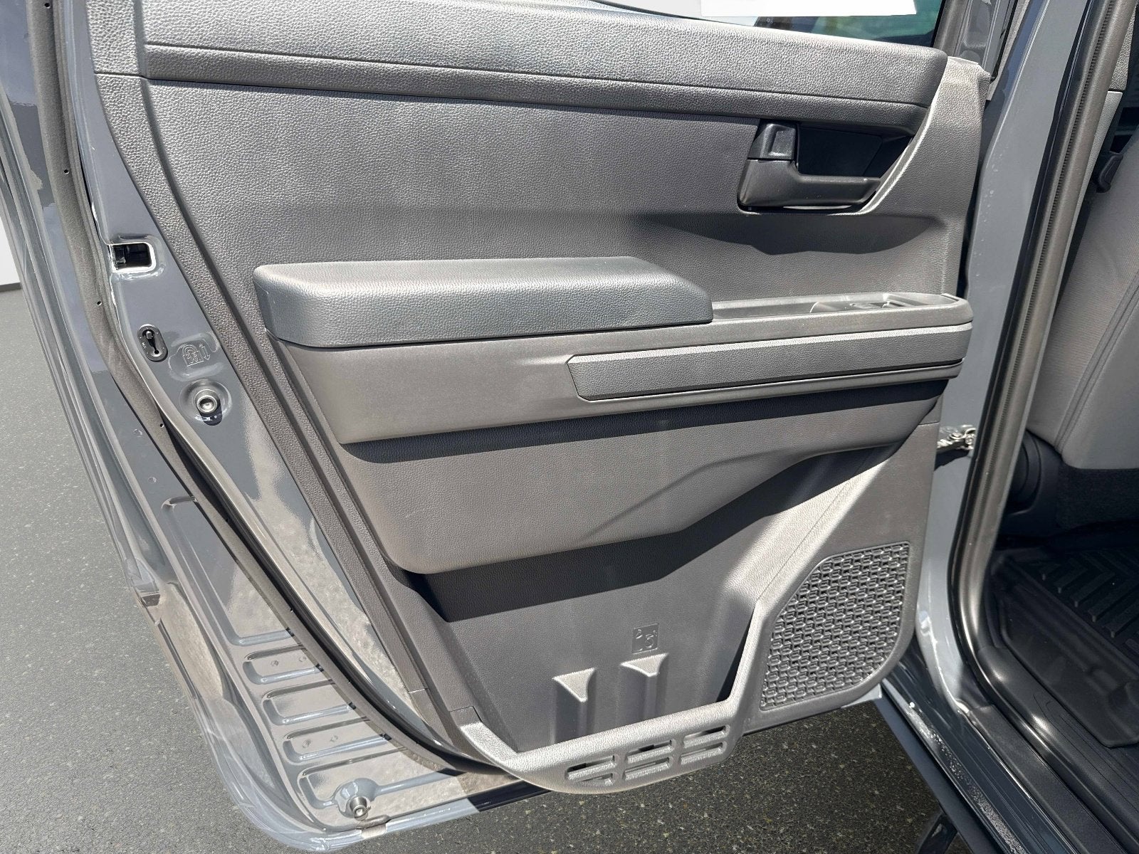 2025 Toyota Tacoma 4WD SR5