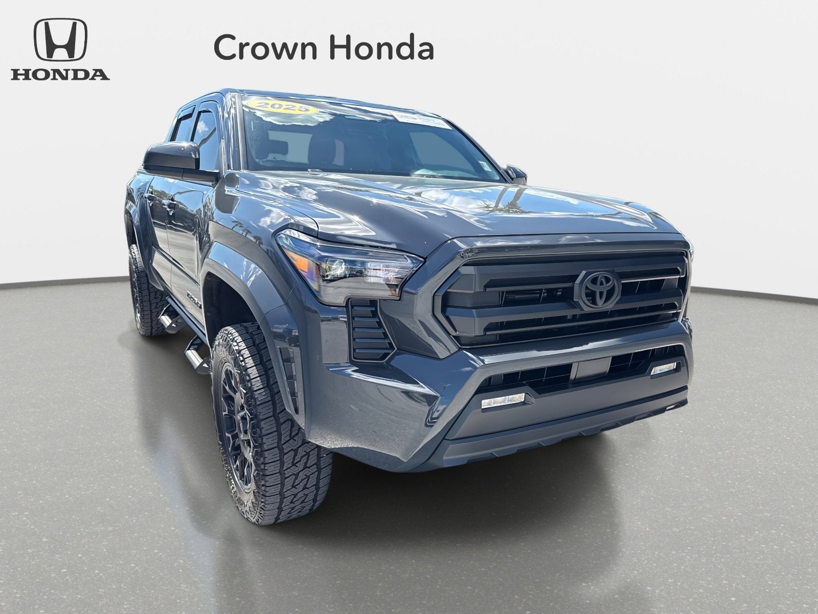 2025 Toyota Tacoma 4WD SR5