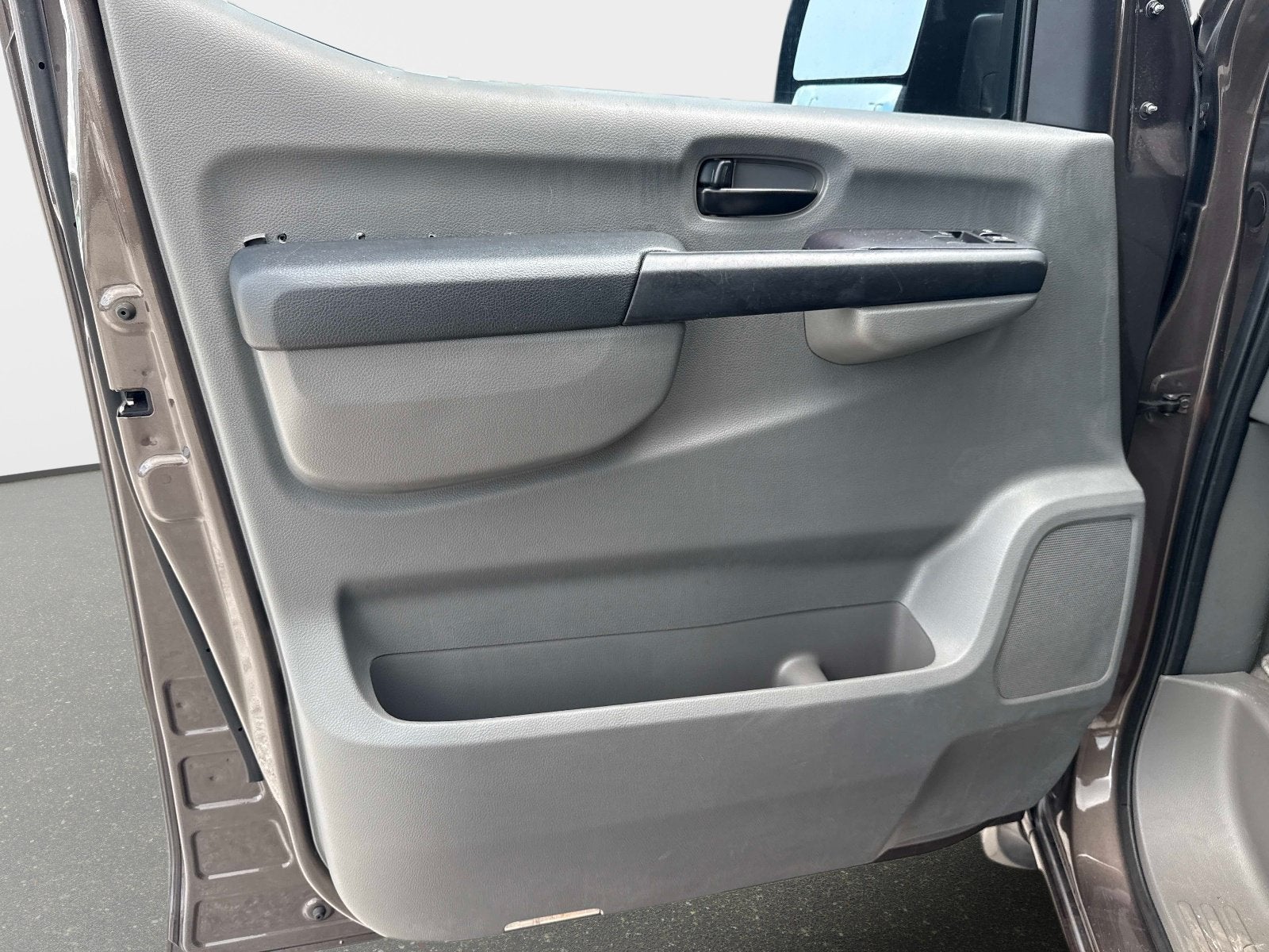 2015 Nissan NVP S