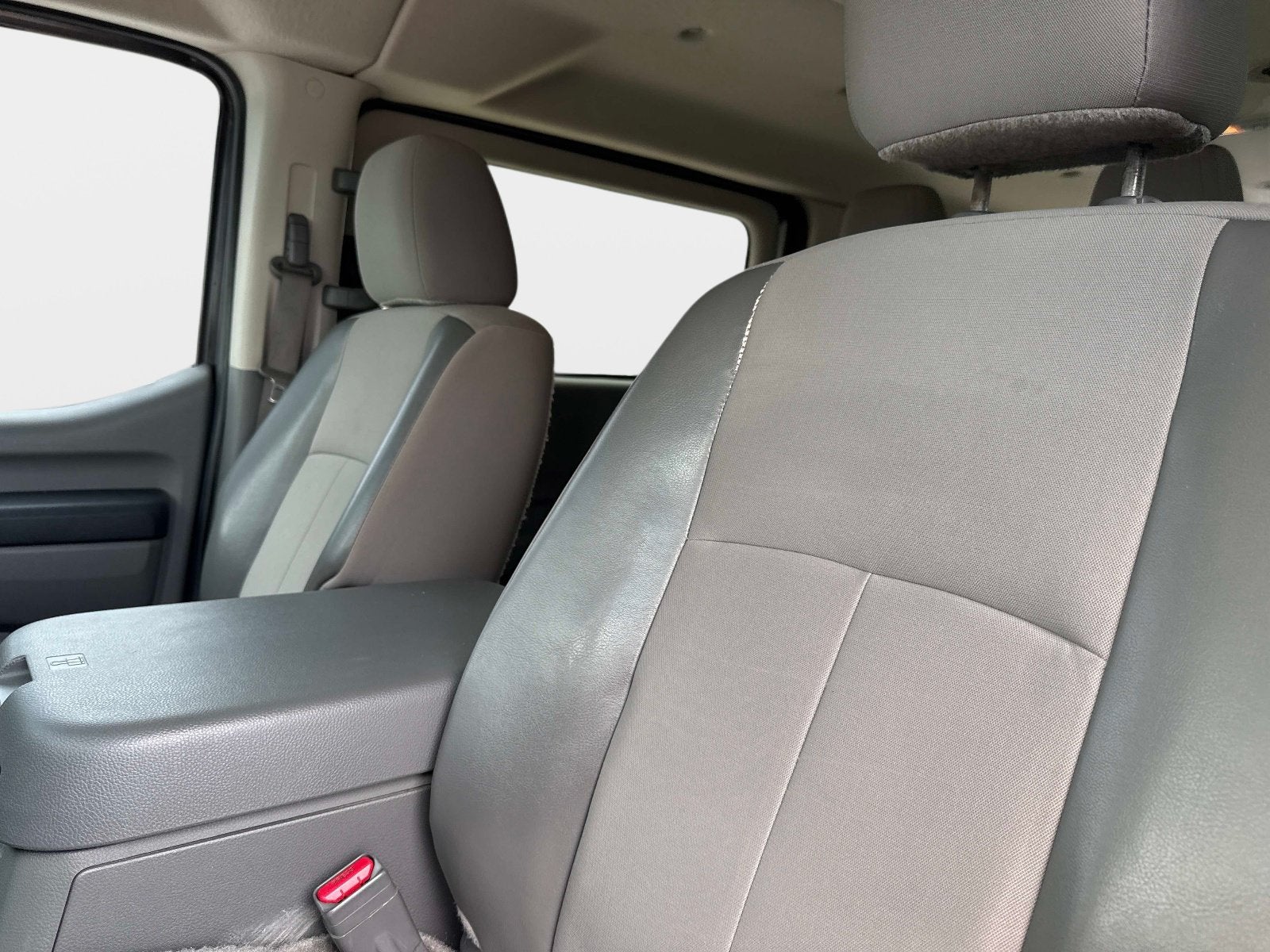 2015 Nissan NVP S