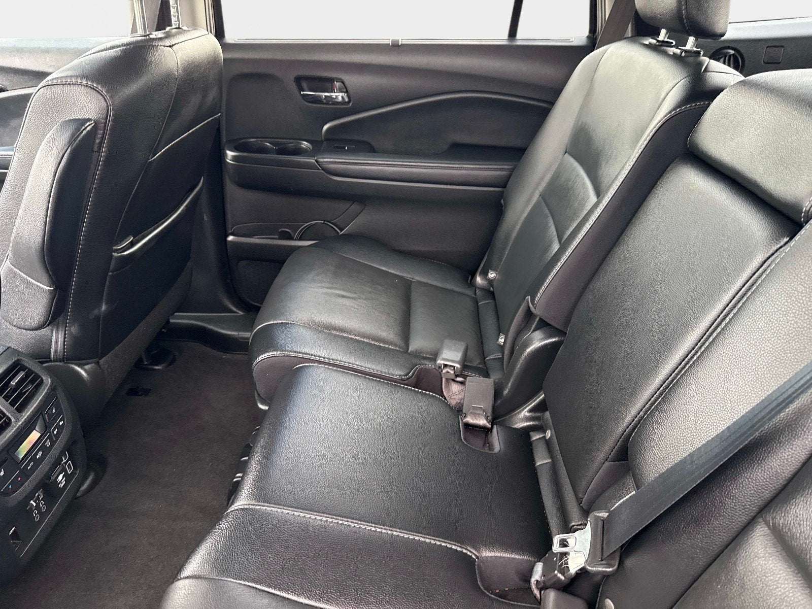 2021 Honda Pilot Touring 8-Passenger